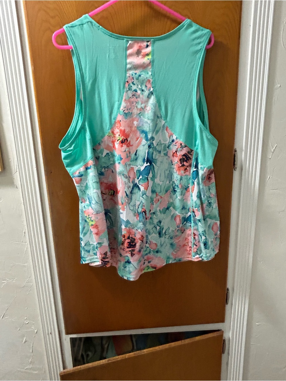 tek gear Mint Floral Sleeveless Tank with Coral Accents - Picture 4 of 4